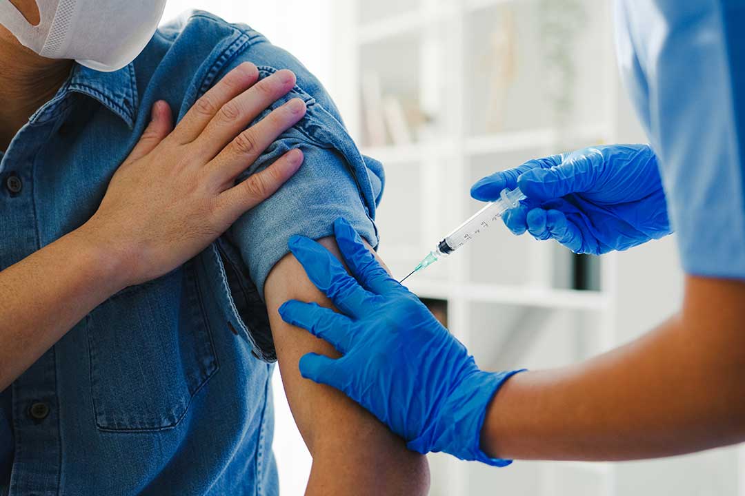 ملاقات با دوستان و آشنایان بعد از واکسن کرونا