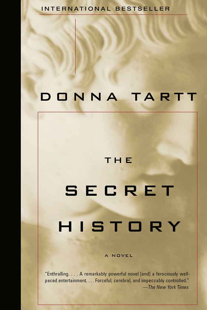 گذشته‌ی رازآمیز (The Secret History) از بهترین کتاب‌های دارک آکادمیا