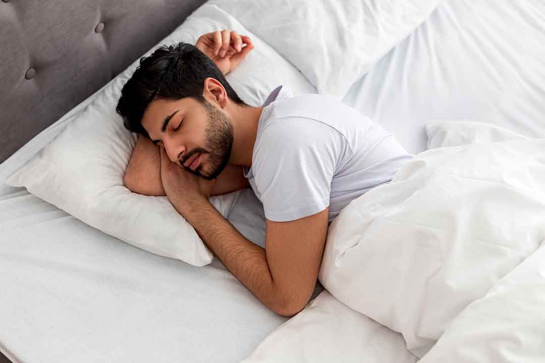 کنترل احساس بد بعد از دیر بیدار شدن با داشتن یک خواب با کیفیت